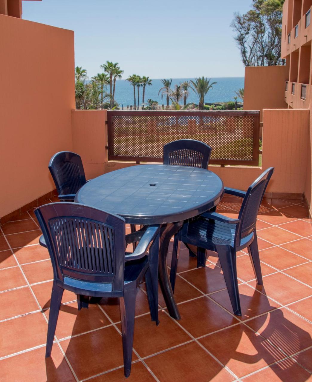 Apartamentos Turisticos Don Juan Manilva Exterior photo